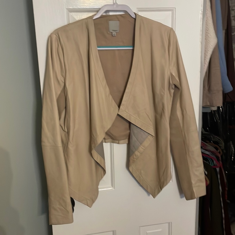 Halogen jacket